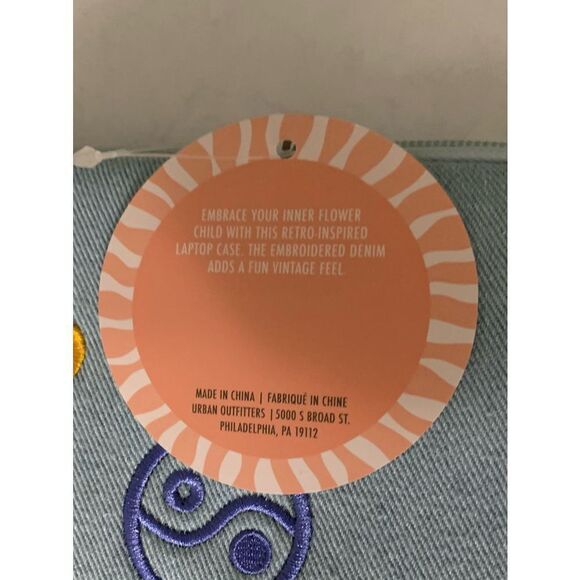 UO Urban Outfitters Retro Inspired Embroidered Denim Laptop Tablet Case Sleeve L - Picture 5 of 5